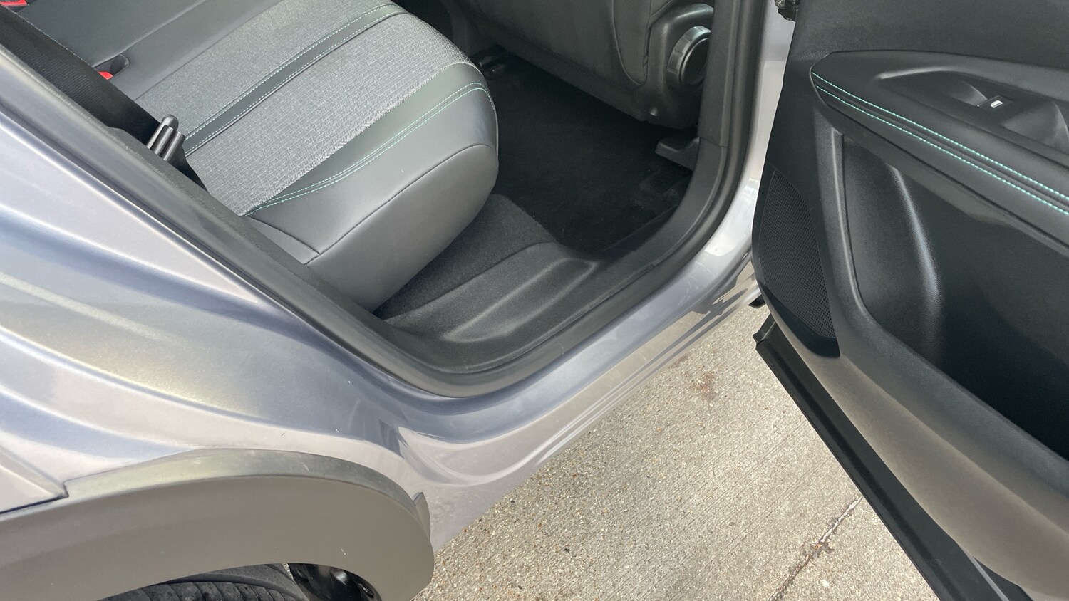 Used Peugeot 3008 2023 for sale - 76127077: Photo 34