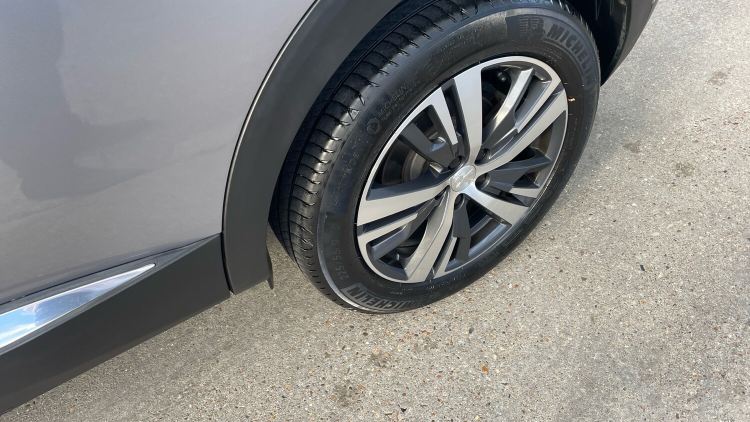 Used Peugeot 3008 2023 for sale - 76127077: Photo 40