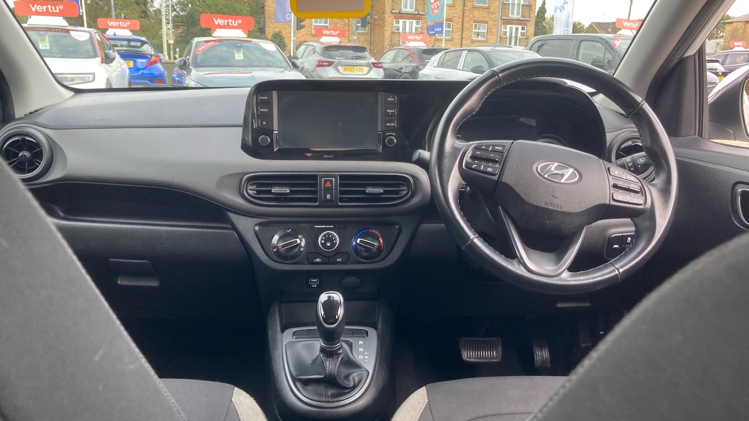 Used Hyundai i10 2022 for sale - 76470900: Photo 10