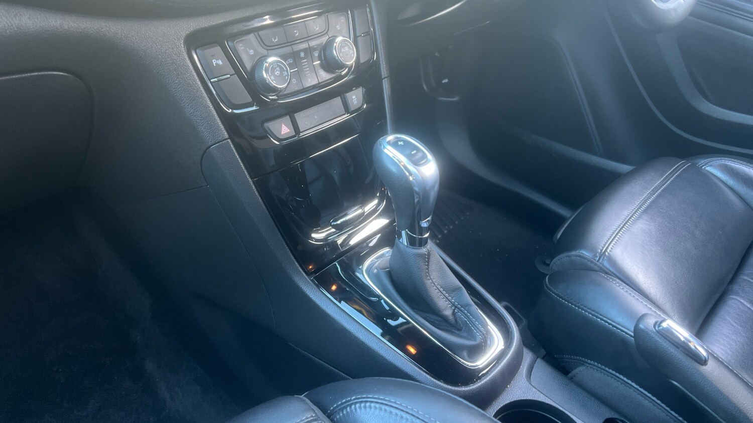 Used Vauxhall Mokka X 2018 for sale - 77365139: Photo 13