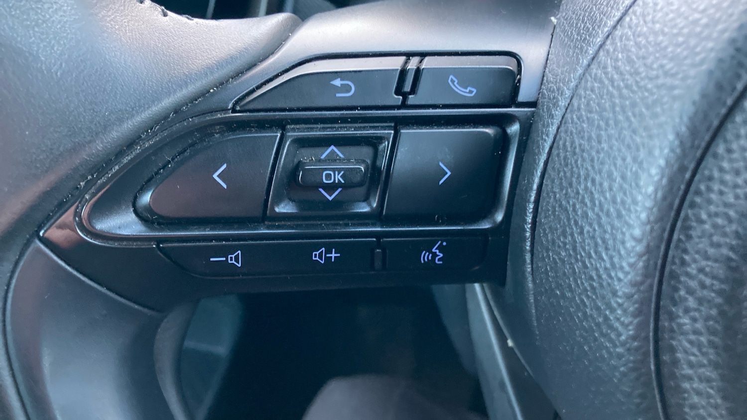 Used Toyota Aygo X 2023 for sale - 77363270: Photo 29