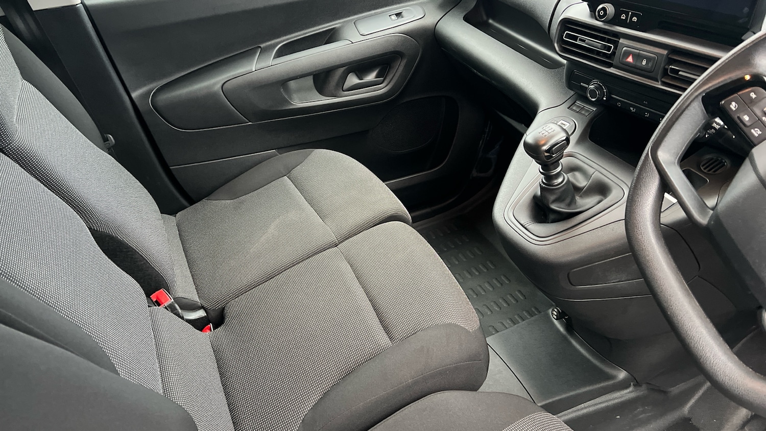 Used Vauxhall Combo 2024 for sale - 76891938: Photo 14