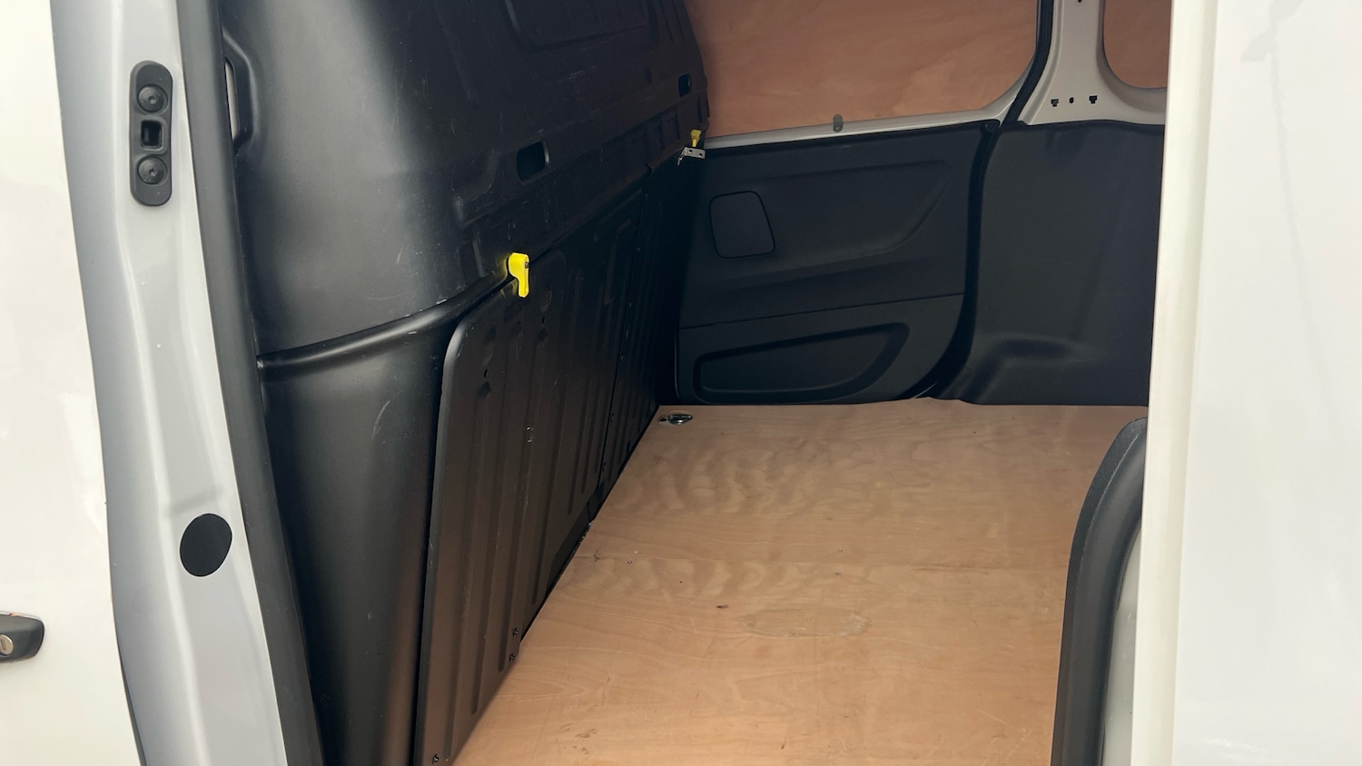 Used Vauxhall Combo 2024 for sale - 76891938: Photo 16