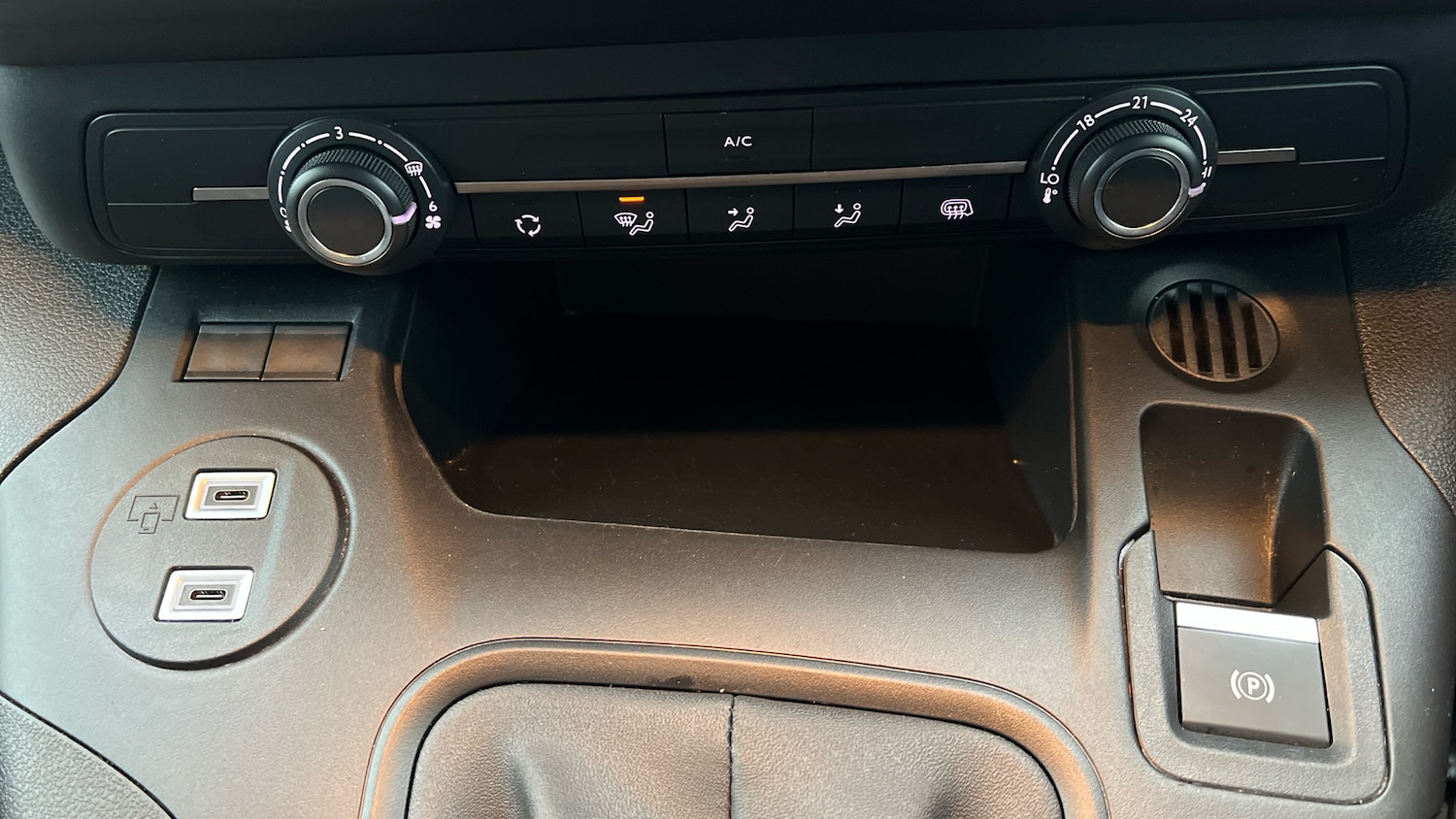 Used Vauxhall Combo 2024 for sale - 76891938: Photo 33