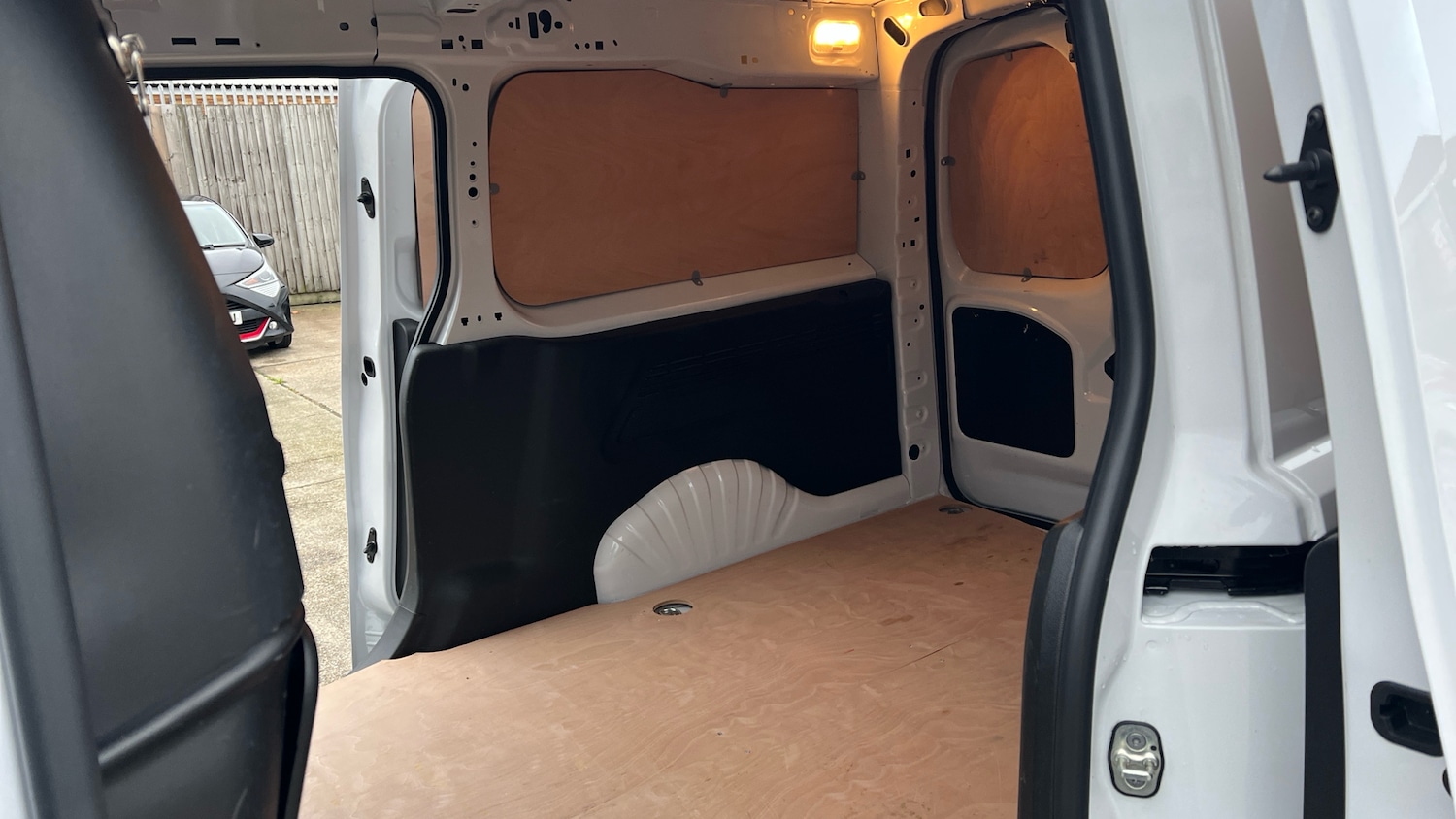 Used Vauxhall Combo 2024 for sale - 76891938: Photo 44