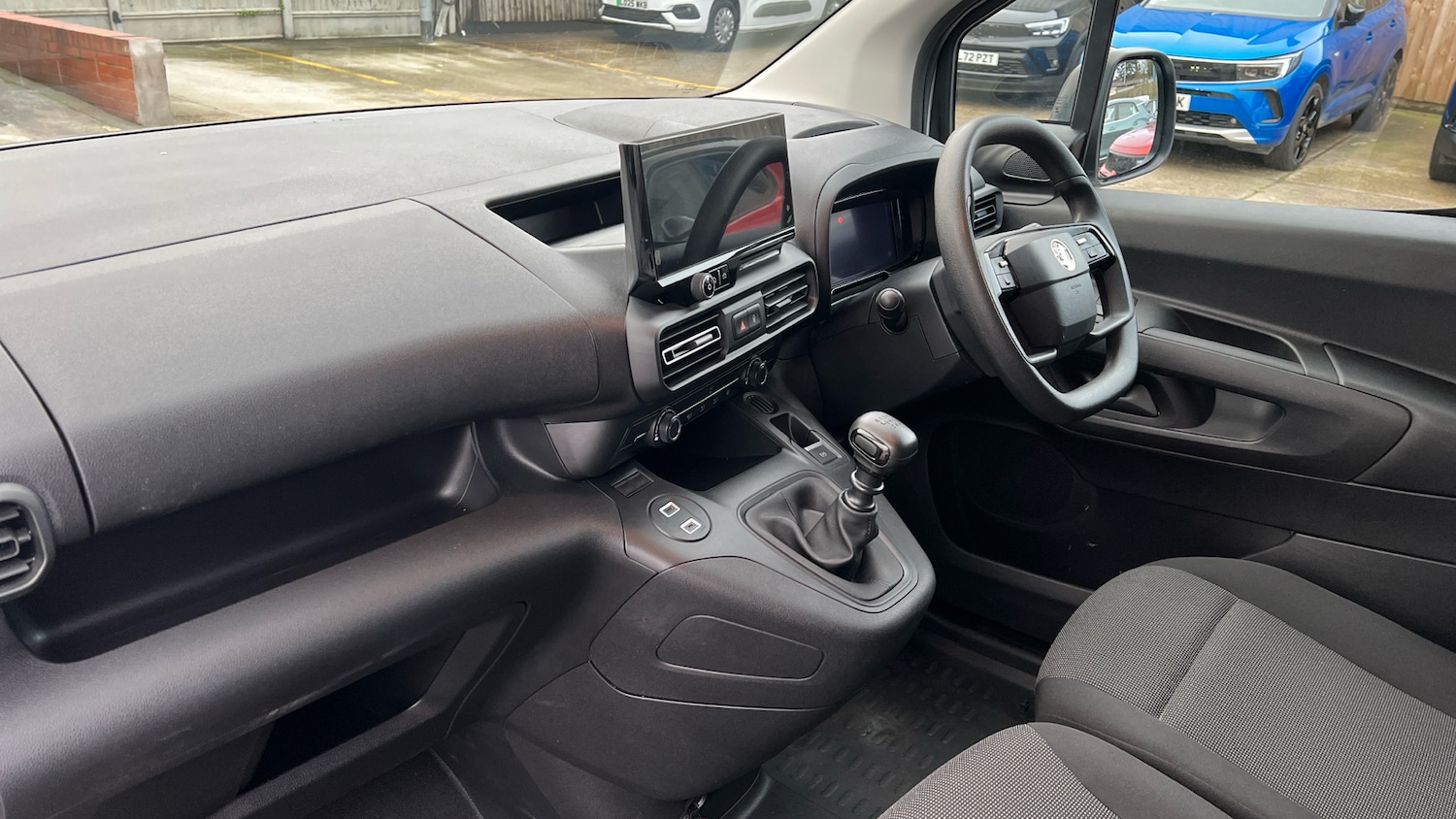Used Vauxhall Combo 2024 for sale - 76891938: Photo 9