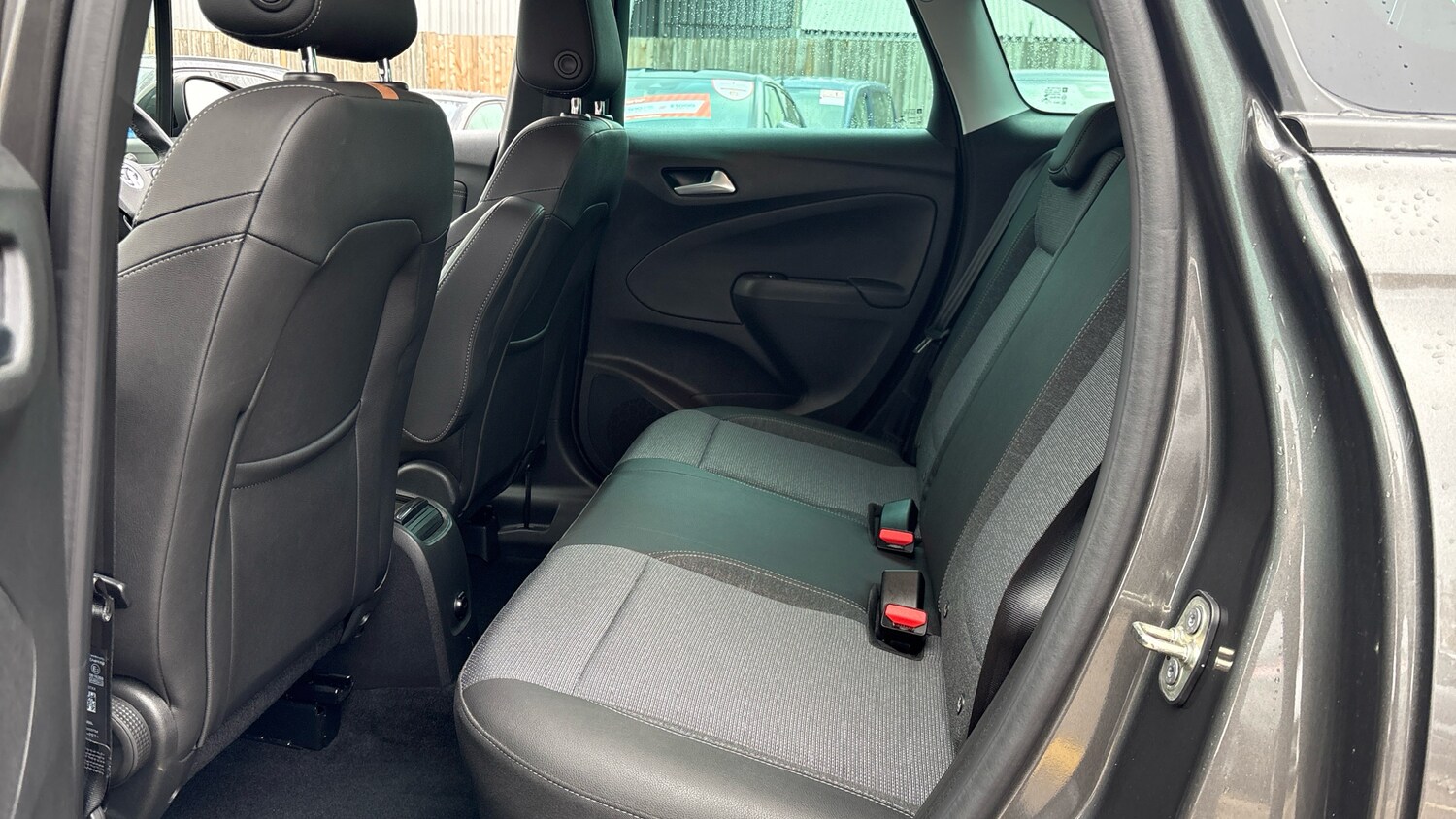 Used Vauxhall Crossland 2021 for sale - 76467877: Photo 16