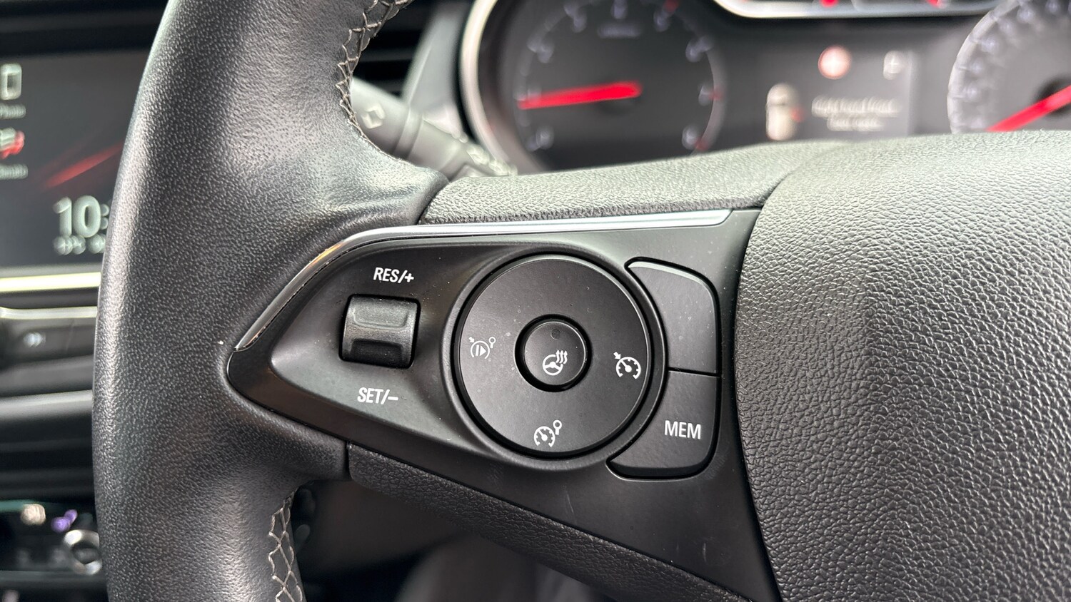 Used Vauxhall Crossland 2021 for sale - 76467877: Photo 21