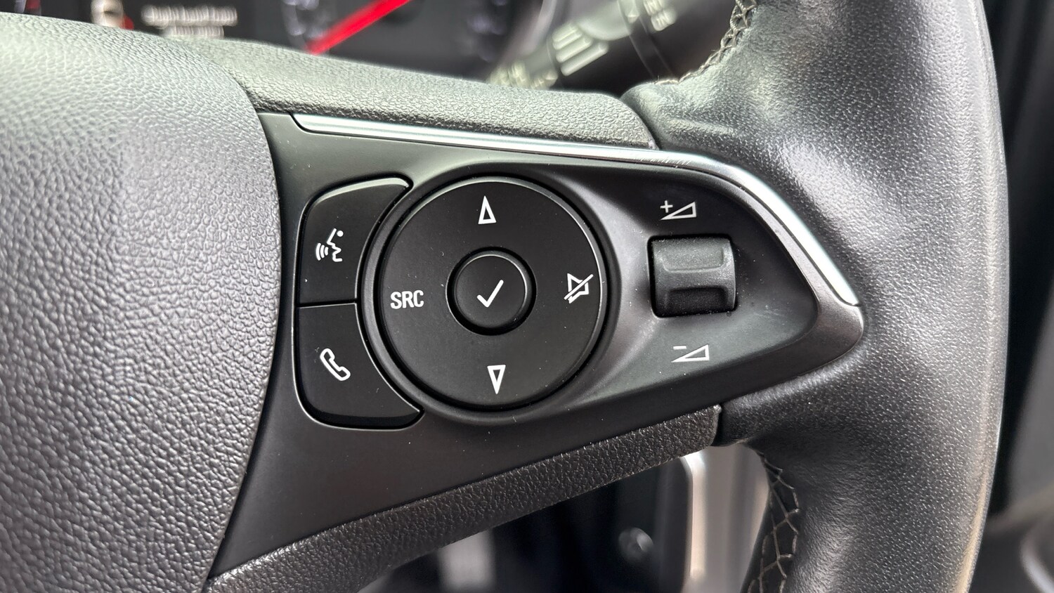 Used Vauxhall Crossland 2021 for sale - 76467877: Photo 22