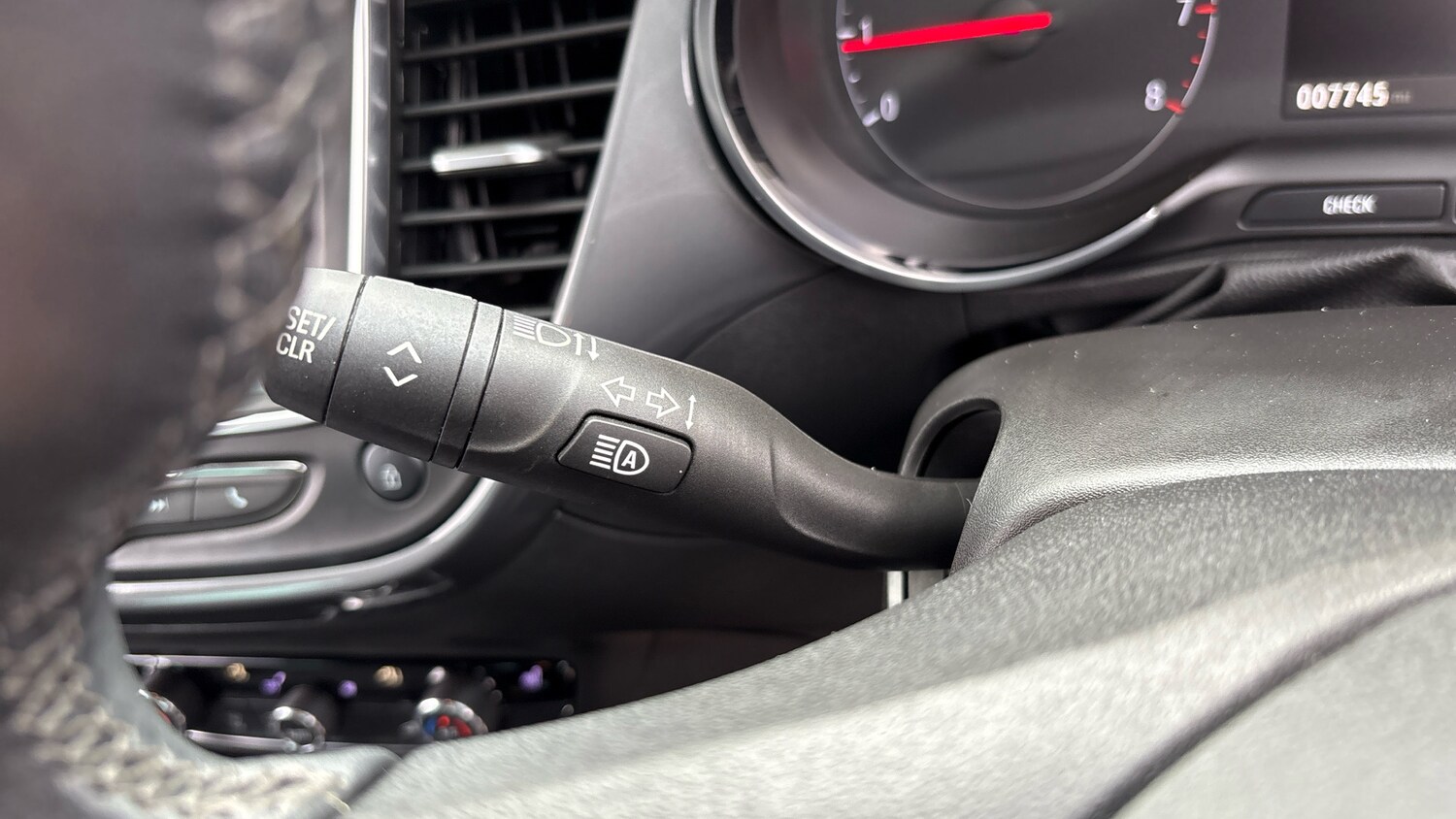 Used Vauxhall Crossland 2021 for sale - 76467877: Photo 25