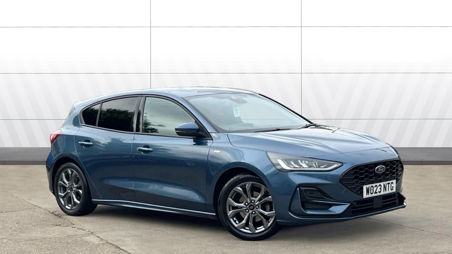 Used Ford Focus 2023 for sale - 76316438: Photo 1