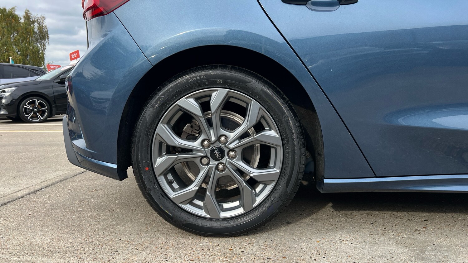 Used Ford Focus 2023 for sale - 76316438: Photo 7