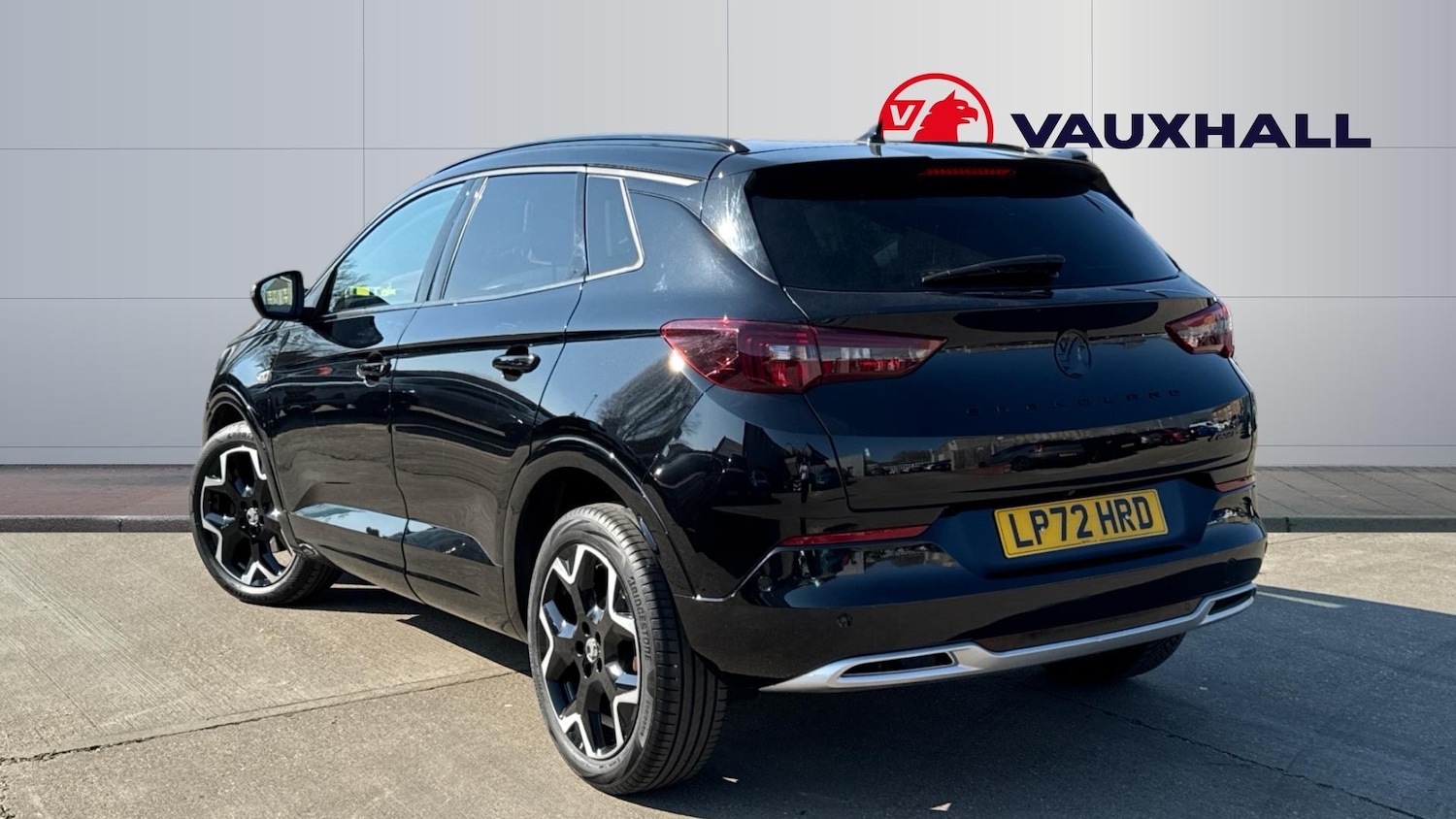 Used Vauxhall Grandland 2023 for sale - 77965656: Photo 2