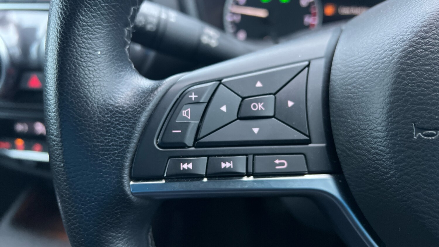 Used Nissan Juke 2023 for sale - 76450233: Photo 22