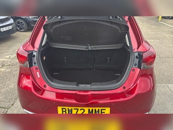 Used Mazda Mazda2 2023 for sale - 77844570: Photo