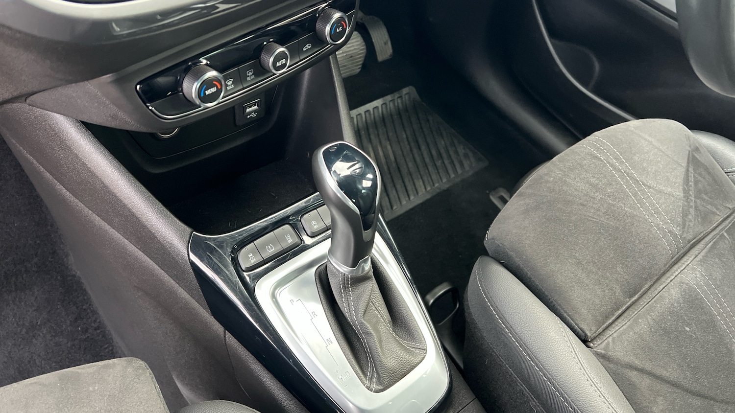 Used Vauxhall Crossland 2022 for sale - 76449510: Photo 13