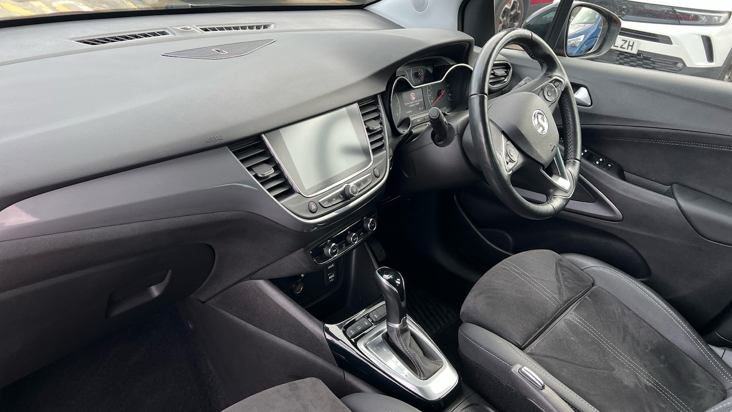 Used Vauxhall Crossland 2022 for sale - 76449510: Photo 9