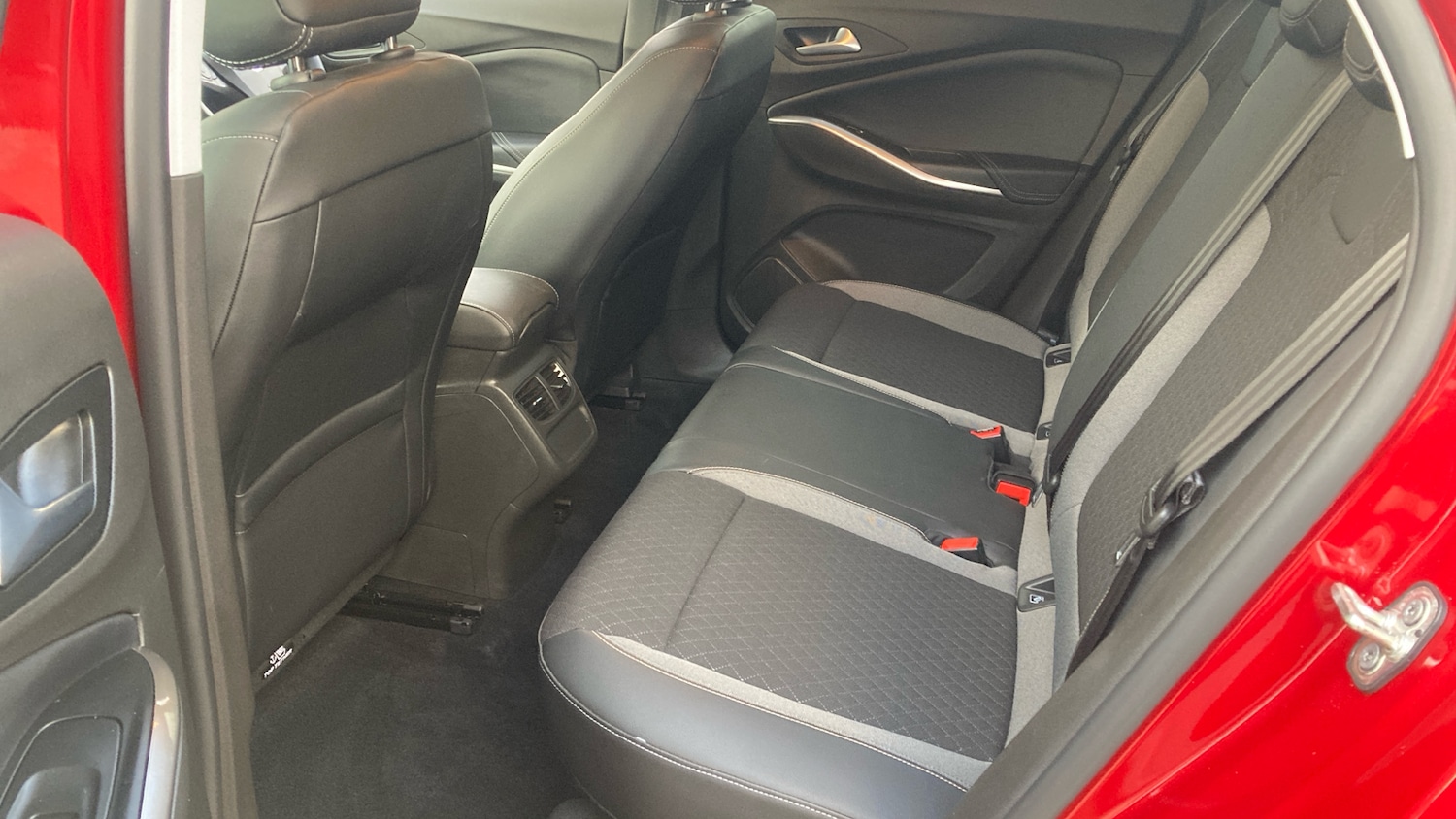 Used Vauxhall Grandland 2022 for sale - 77300265: Photo 16