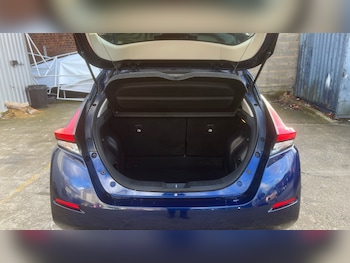 Used Nissan Leaf 2022 for sale - 77220234: Photo