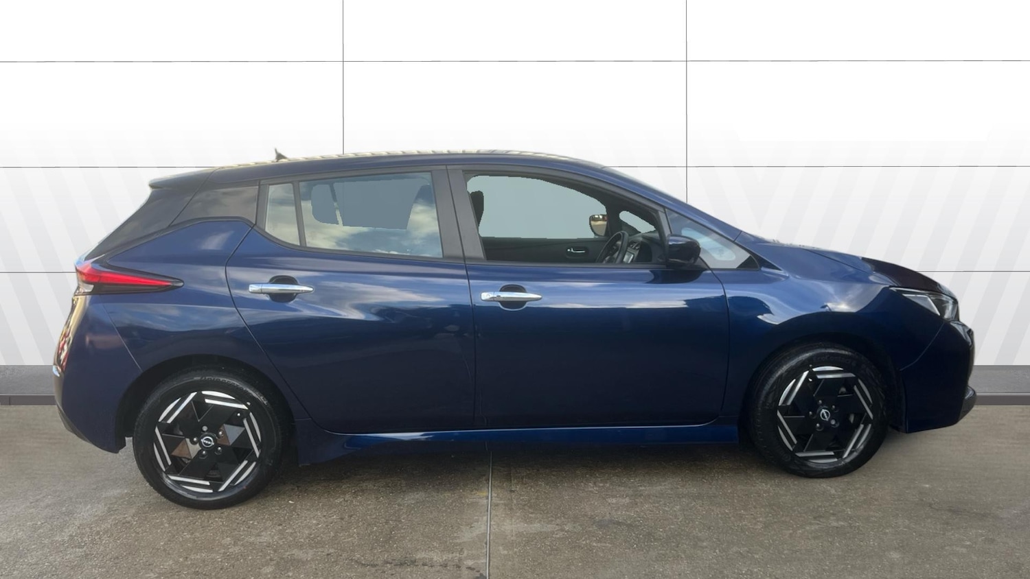 Used Nissan Leaf 2022 for sale - 77220234: Photo 5