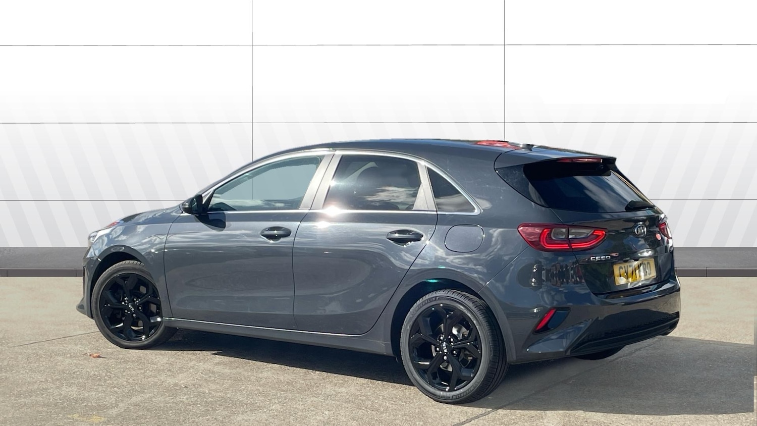 Used Kia Ceed 2021 for sale - 75924739: Photo 2