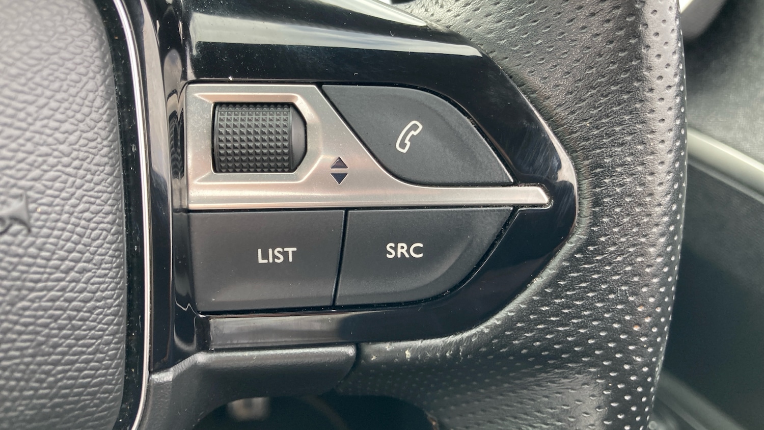 Used Peugeot 3008 2019 for sale - 76181332: Photo 34