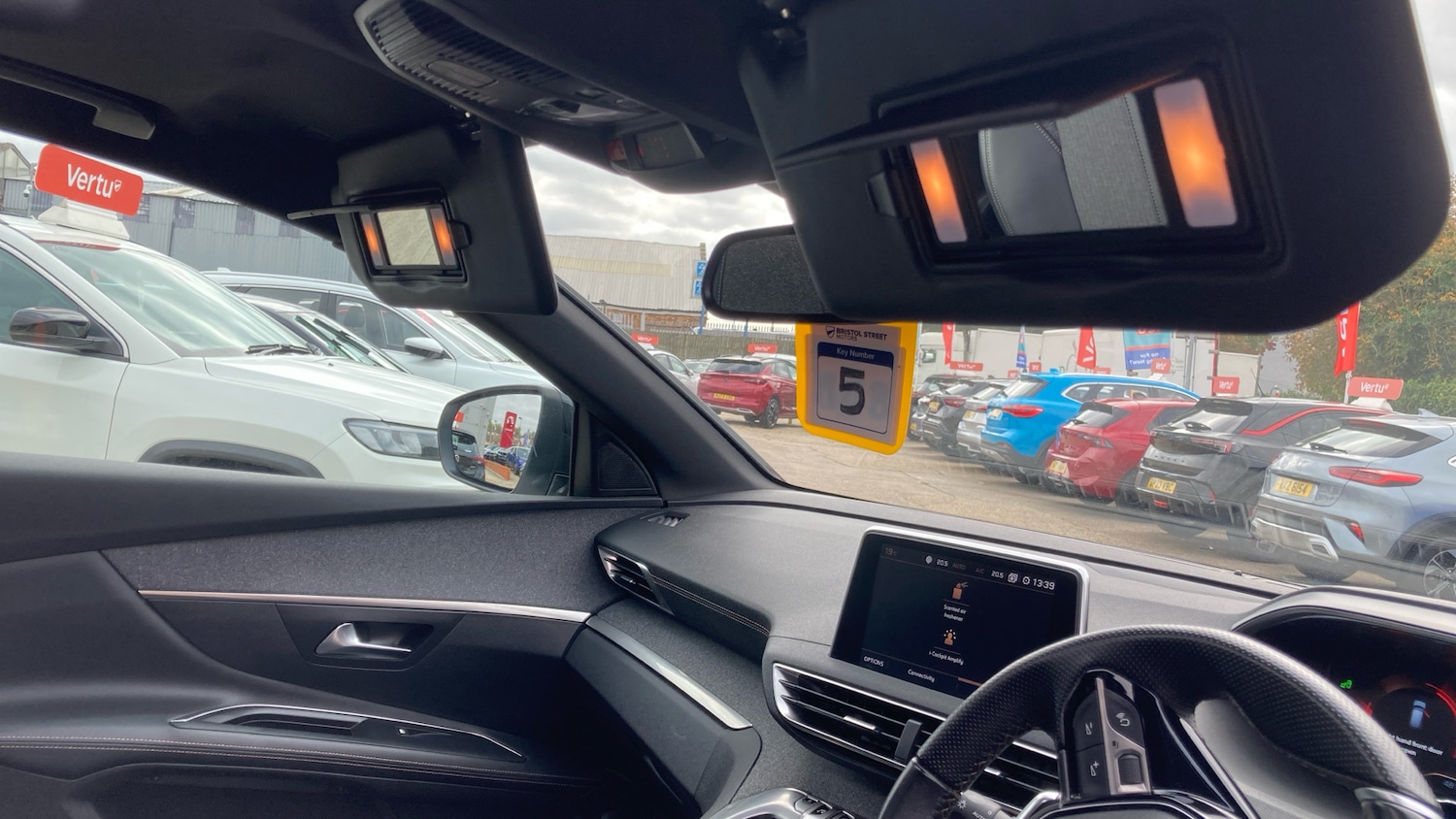 Used Peugeot 3008 2019 for sale - 76181332: Photo 42