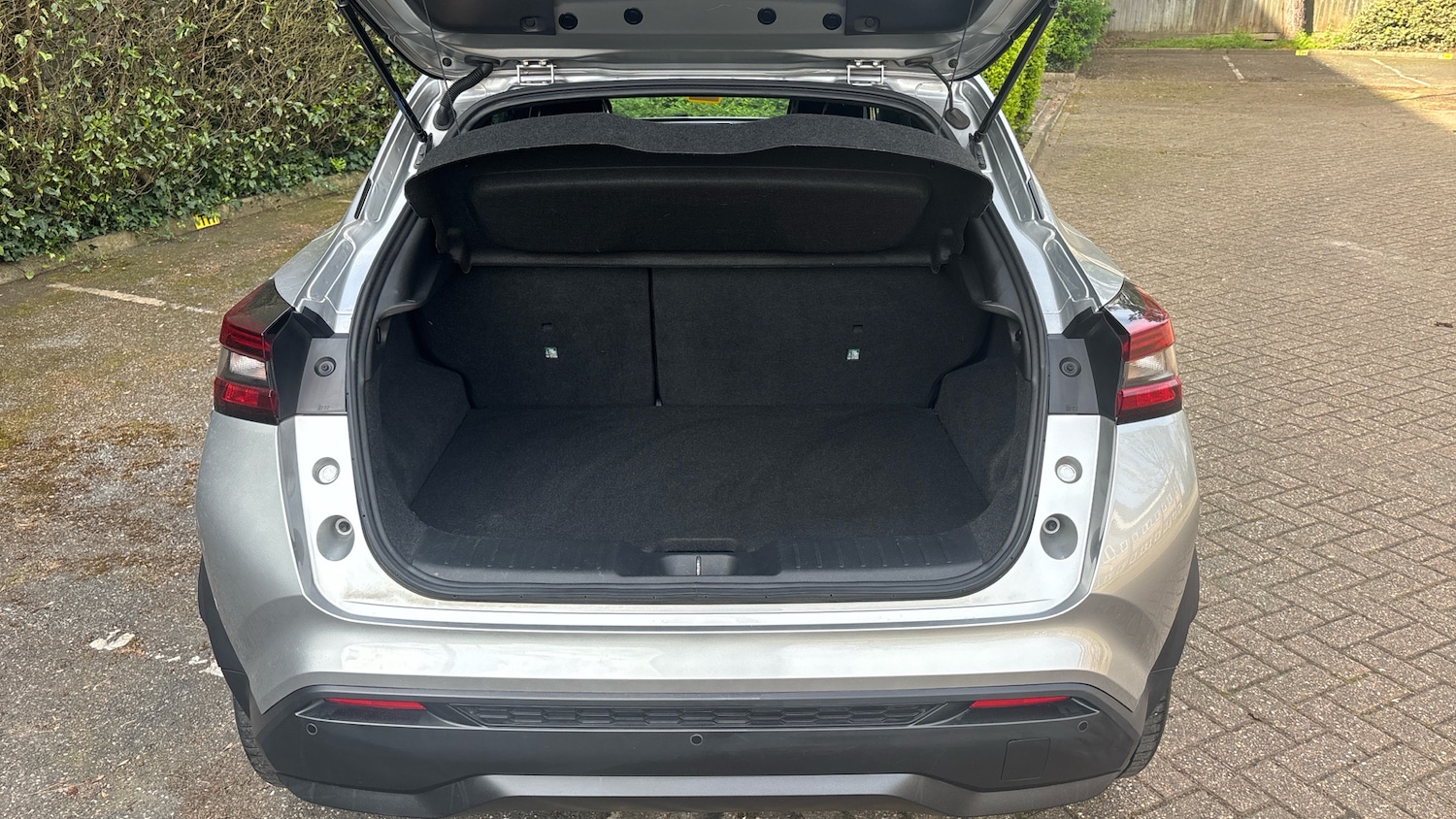 Used Nissan Juke 2023 for sale - 78179477: Photo 4