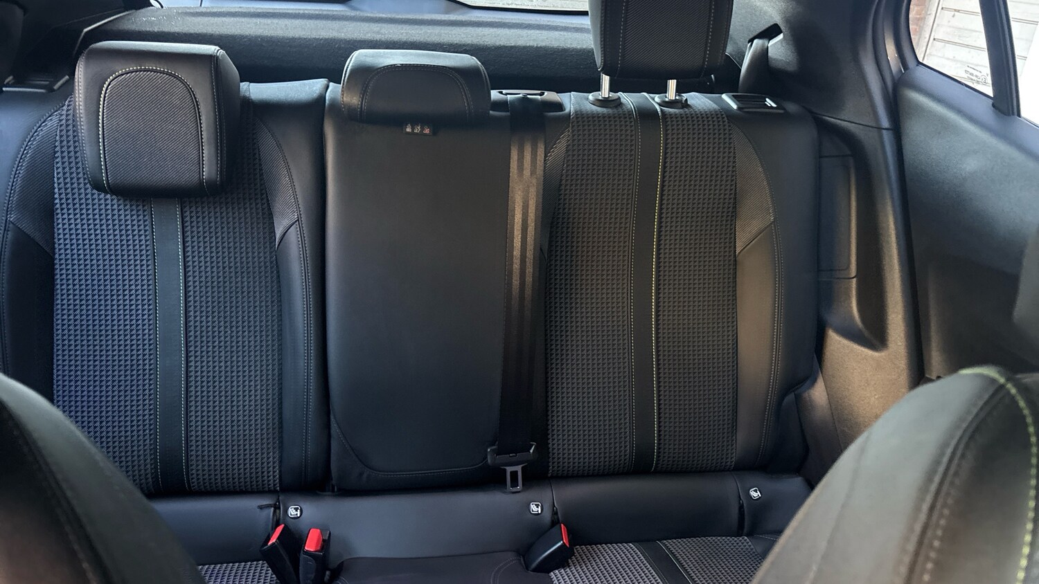 Used Peugeot 2008 2022 for sale - 76737944: Photo 15