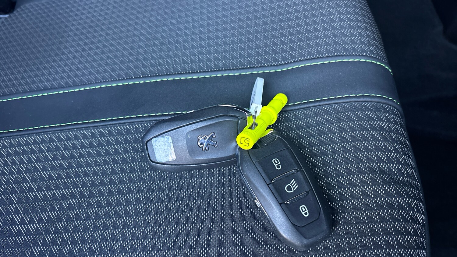 Used Peugeot 2008 2022 for sale - 76737944: Photo 20