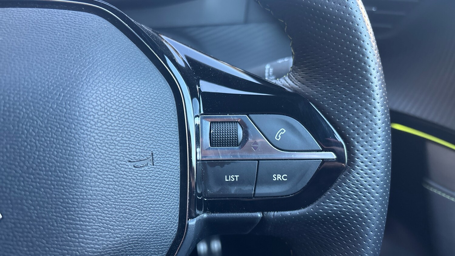 Used Peugeot 2008 2022 for sale - 76737944: Photo 23