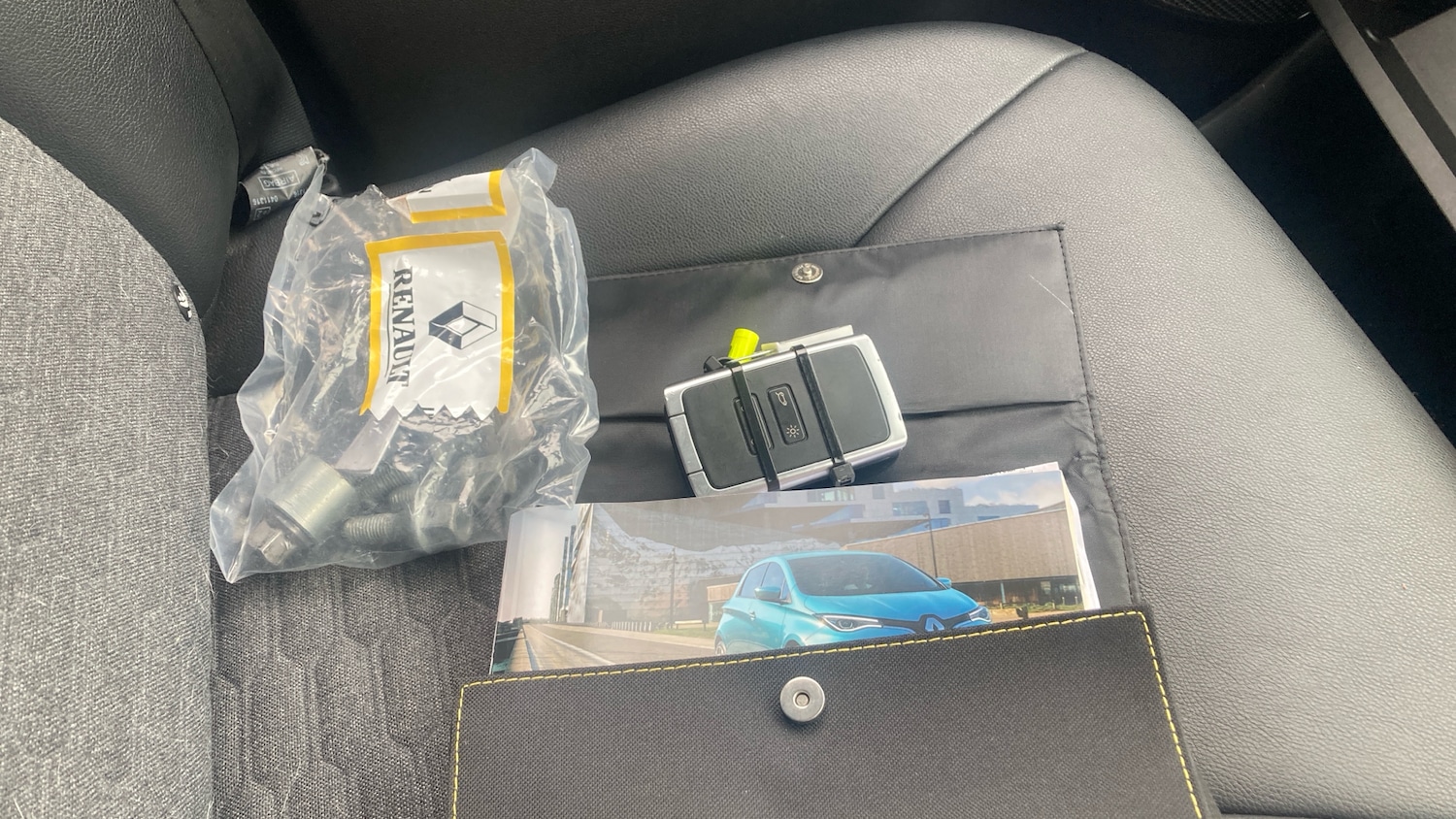 Used Renault Zoe 2022 for sale - 75995095: Photo 19