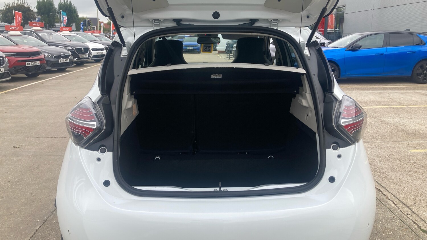 Used Renault Zoe 2022 for sale - 75995095: Photo 4