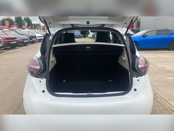 Used Renault Zoe 2022 for sale - 75995095: Photo