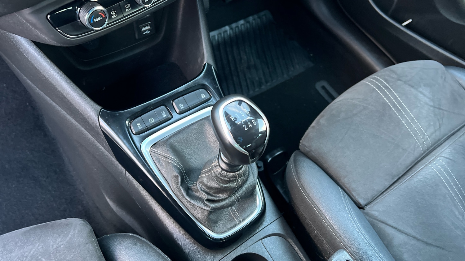 Used Vauxhall Crossland 2022 for sale - 76719162: Photo 13