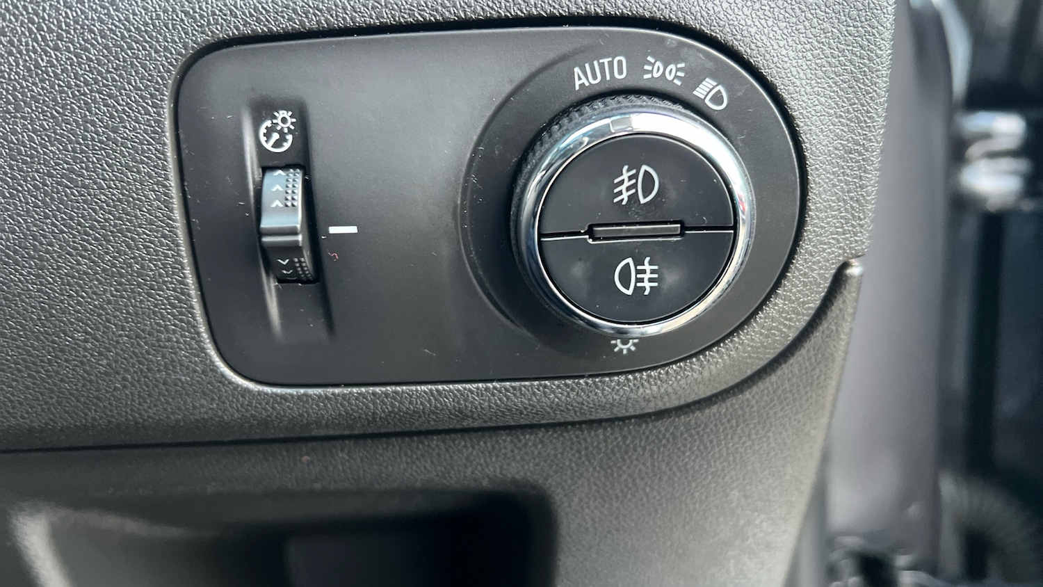 Used Vauxhall Crossland 2022 for sale - 76719162: Photo 27