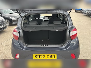 Used Hyundai i10 2023 for sale - 79295826: Photo