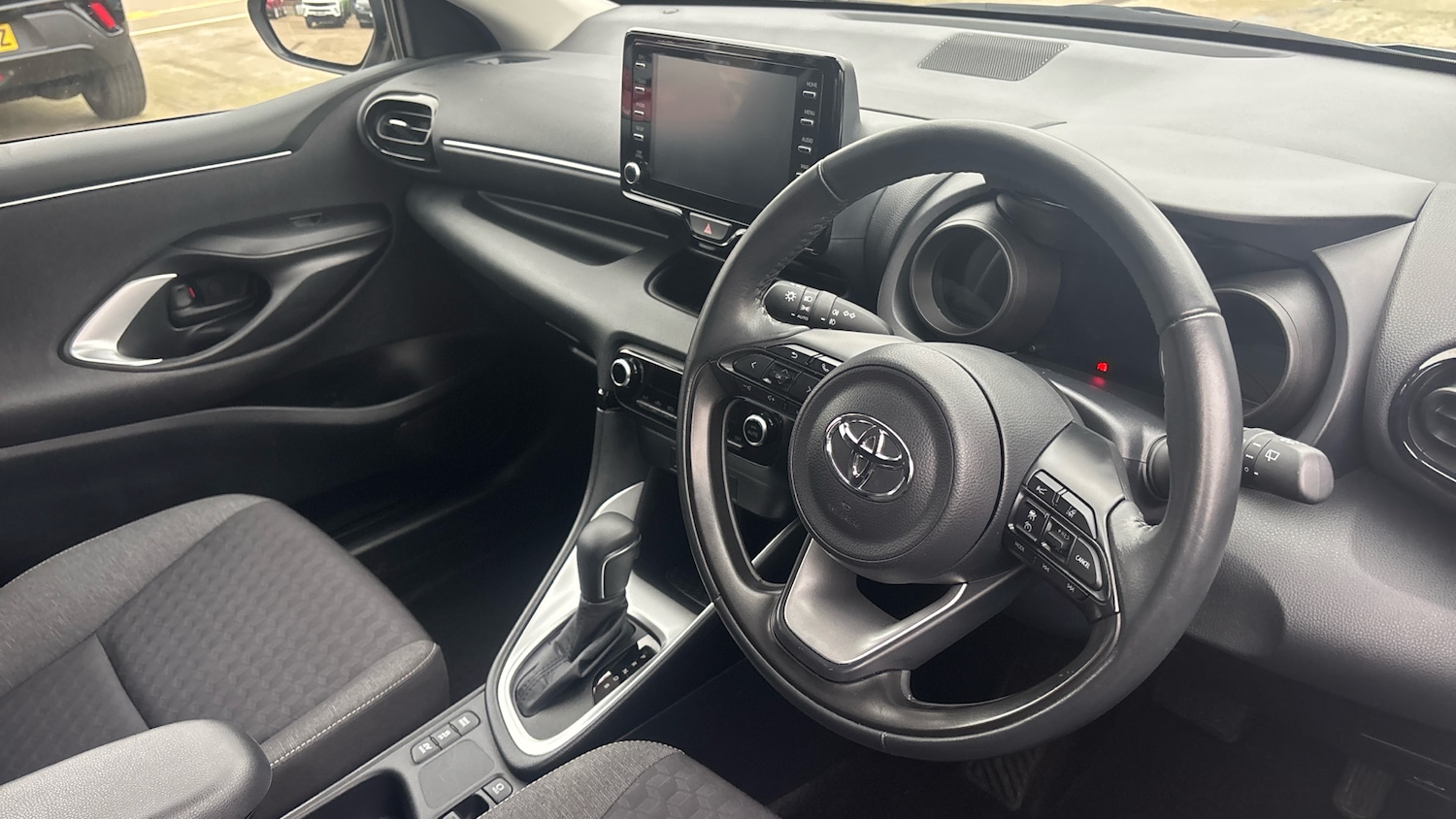 Used Toyota Yaris 2022 for sale - 77420869: Photo 11