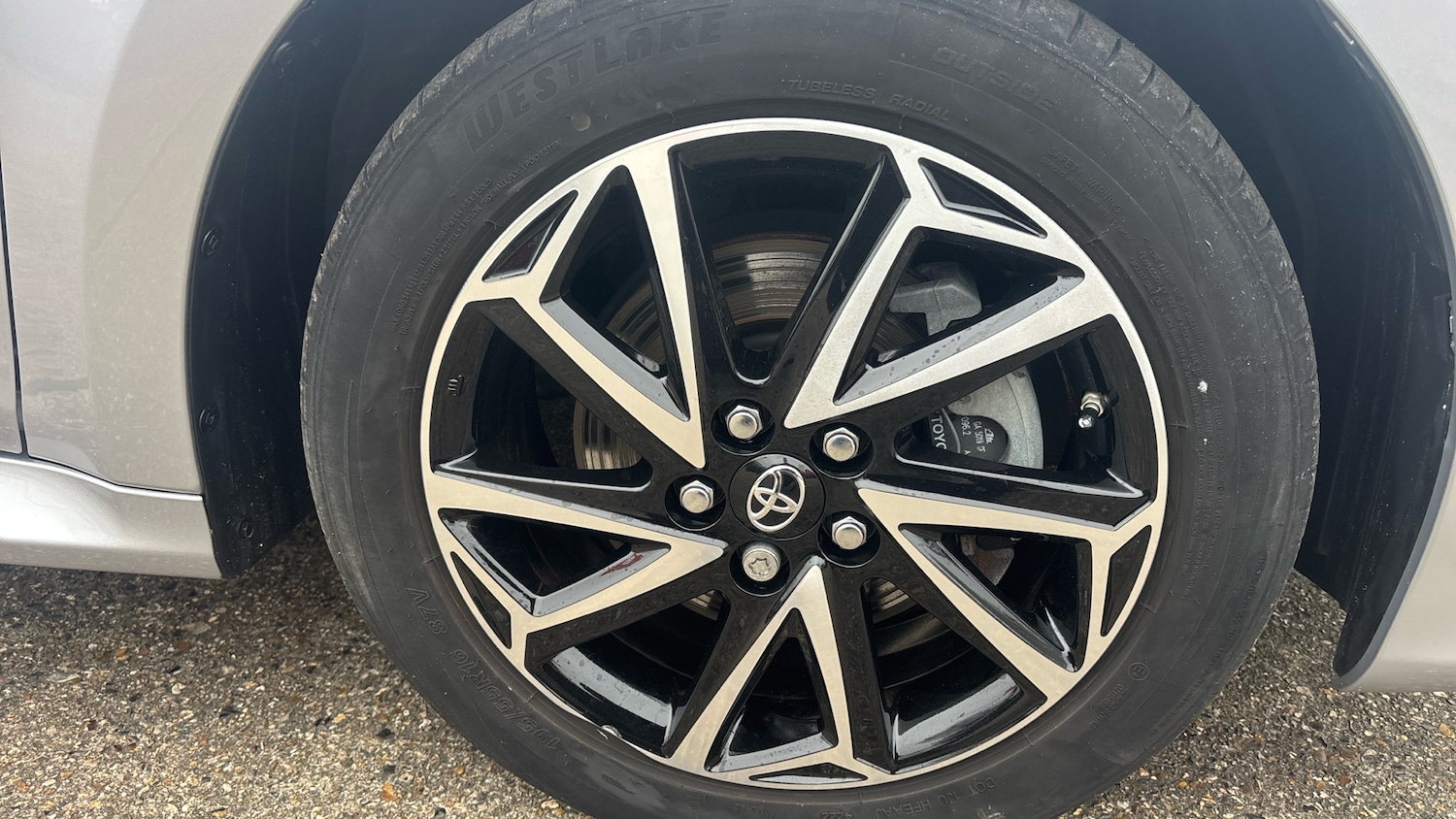 Used Toyota Yaris 2022 for sale - 77420869: Photo 33