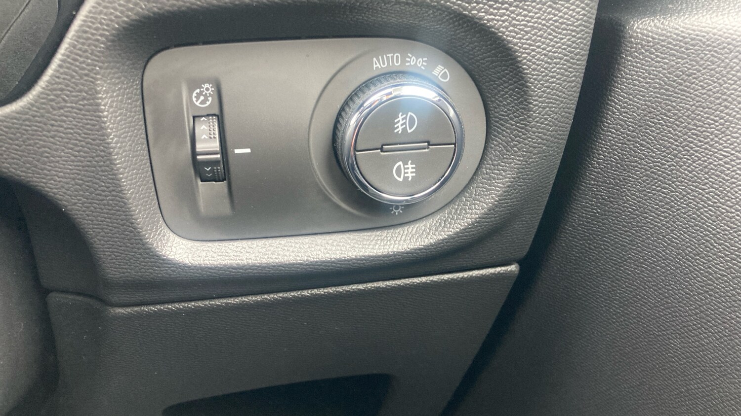 Used Vauxhall Corsa 2023 for sale - 76233061: Photo 31