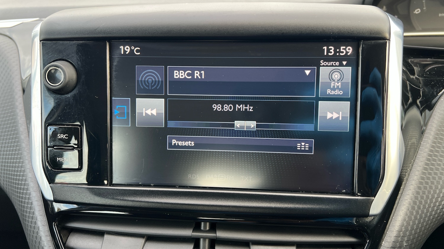 Used Peugeot 208 2016 for sale - 76583140: Photo 12