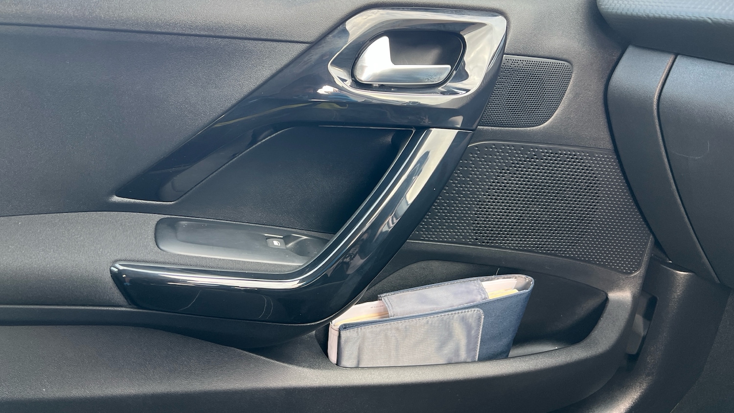 Used Peugeot 208 2016 for sale - 76583140: Photo 38