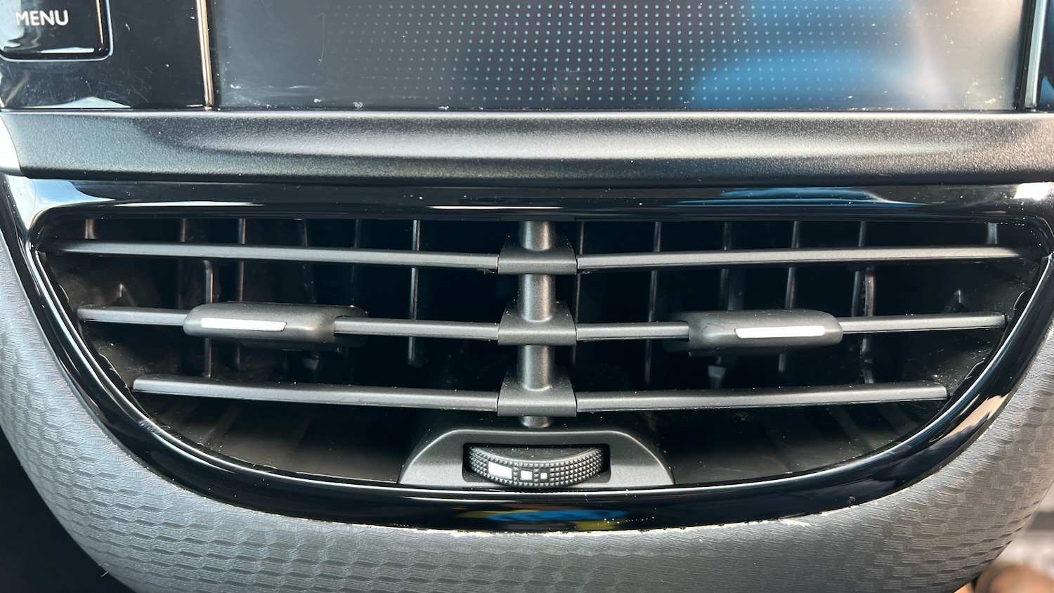 Used Peugeot 208 2016 for sale - 76583140: Photo 43