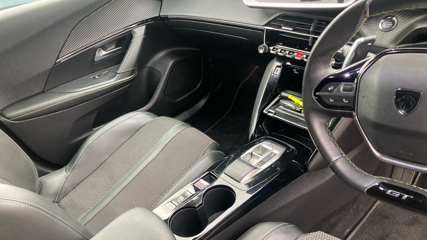 Used Peugeot 2008 2023 for sale - 77339172: Photo 14