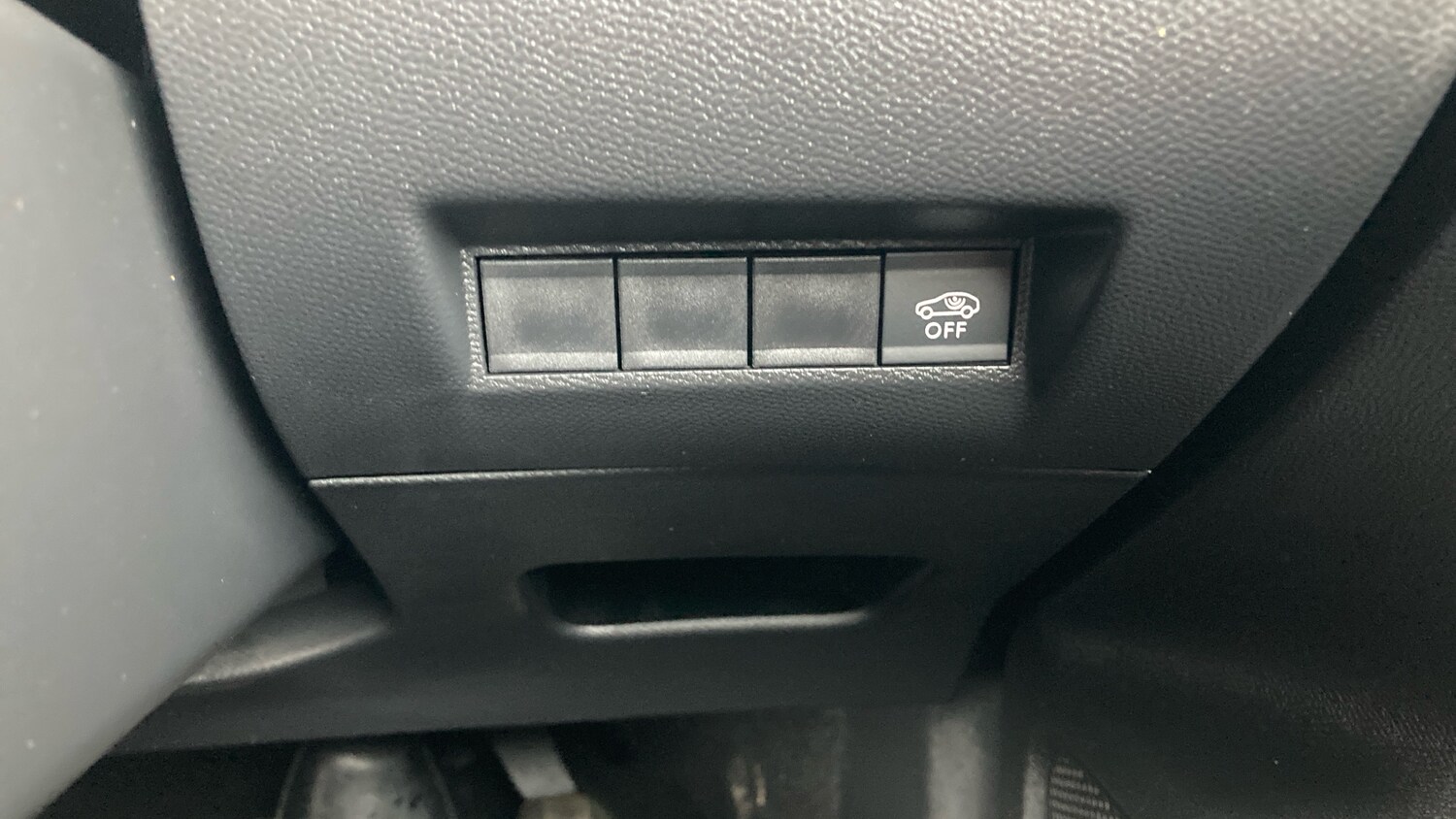 Used Peugeot 2008 2023 for sale - 77339172: Photo 42