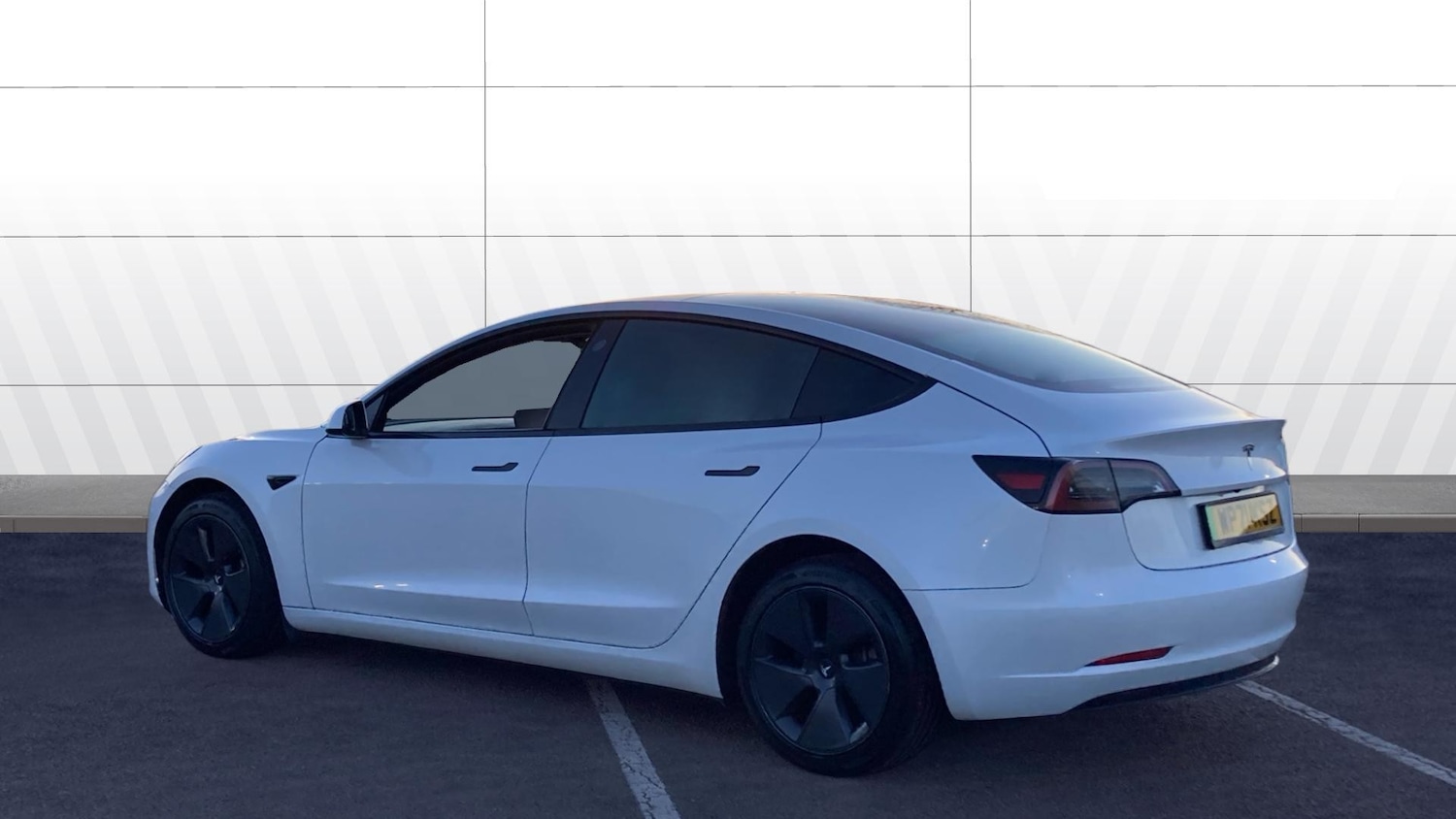 Used Tesla Model 3 2021 for sale - 77774982: Photo 2