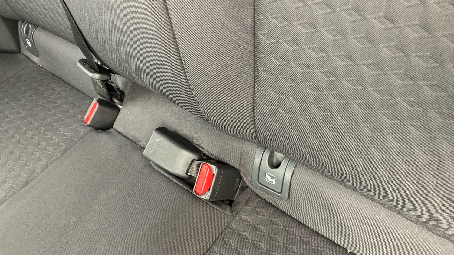 Used Toyota Yaris 2022 for sale - 76517882: Photo 17