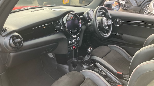 Used MINI Hatch 2021 for sale - 76193006: Photo 9