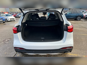 Used MG MG HS 2023 for sale - 76734982: Photo