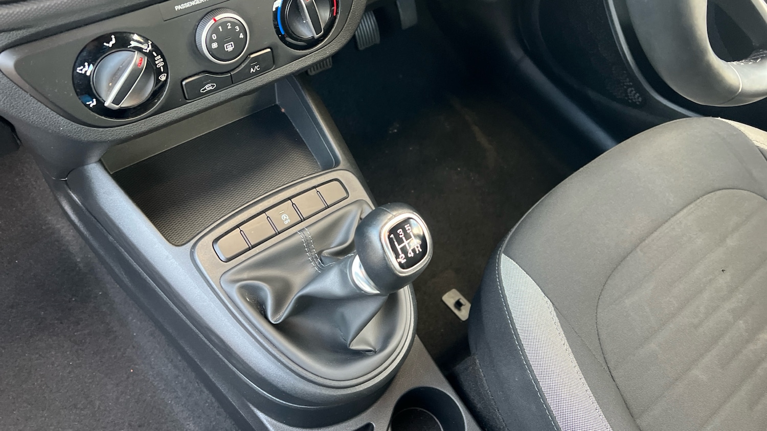 Used Hyundai i10 2022 for sale - 76971824: Photo 13